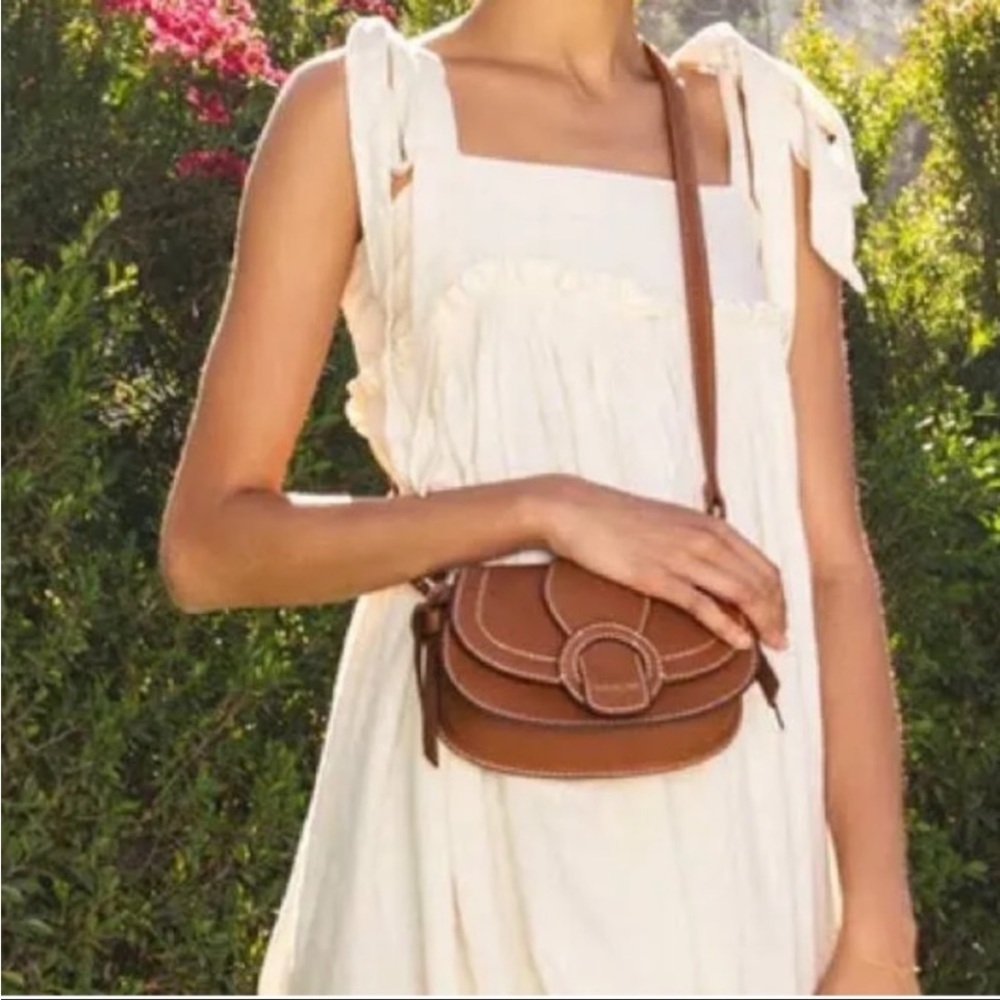 Rachel Zoe Crossbody bag with magnetic closure NWOT